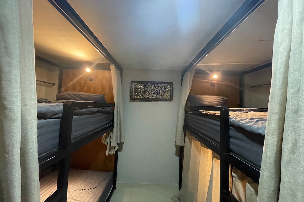 Standard Shared Dormitory