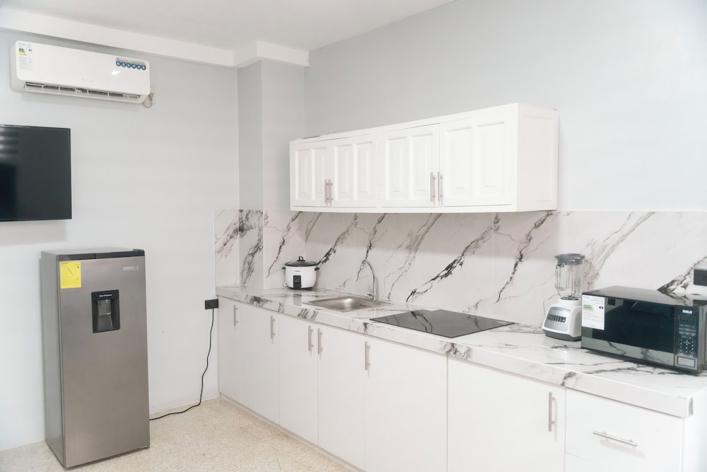 Classic Apartment, Air conditioning