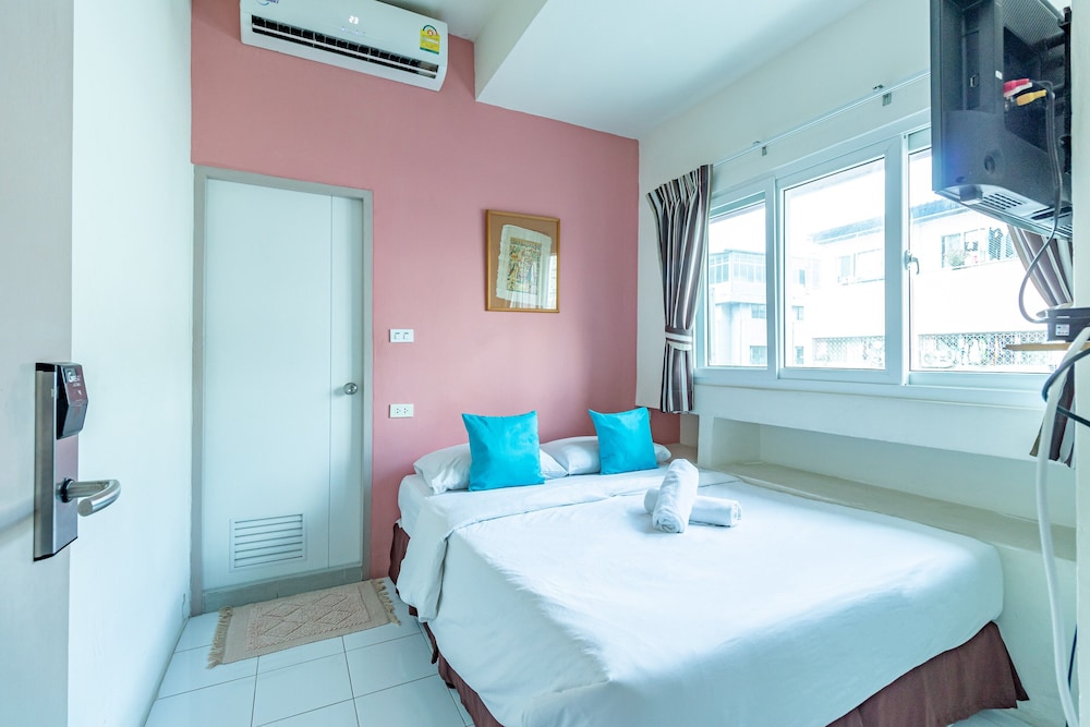 Deluxe Double Room, Private Bathroom photo 1