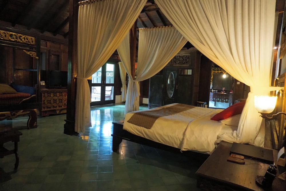 Ambar Garden 2-Bedroom Villa photo 3