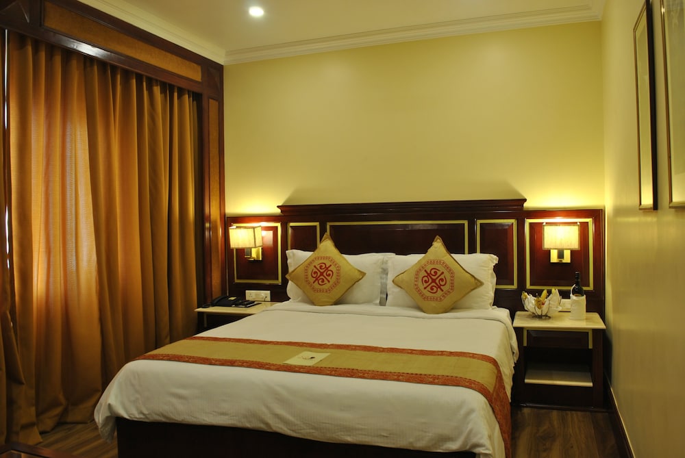 Excellency Room,1 Bedroom, smoking, city view