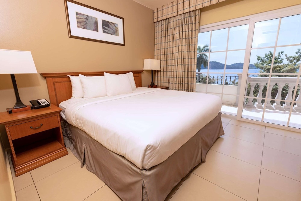 Suite, 1 Bedroom, Non Smoking - Photo 3