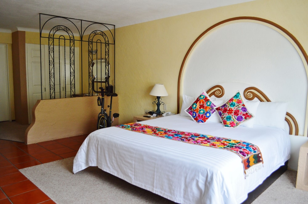 Junior Suite, 1 King Bed photo 3