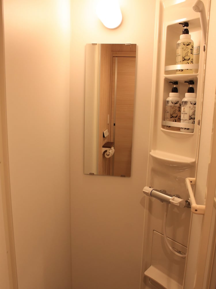 Deluxe Male Dormitory Room with 1 Bed - Non-Smoking photo 2
