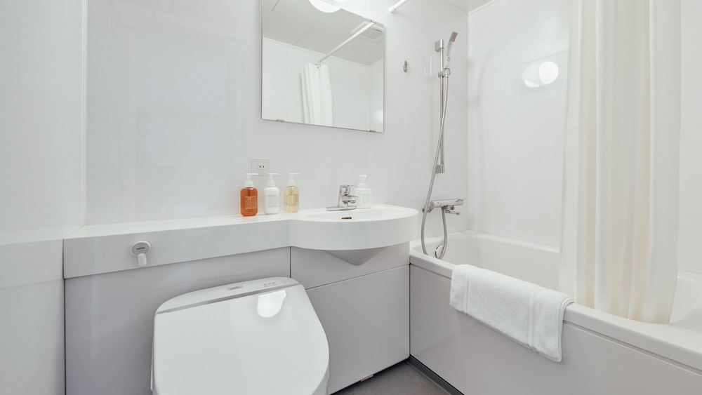 [Private Bathroom] Superior King or Twin Room