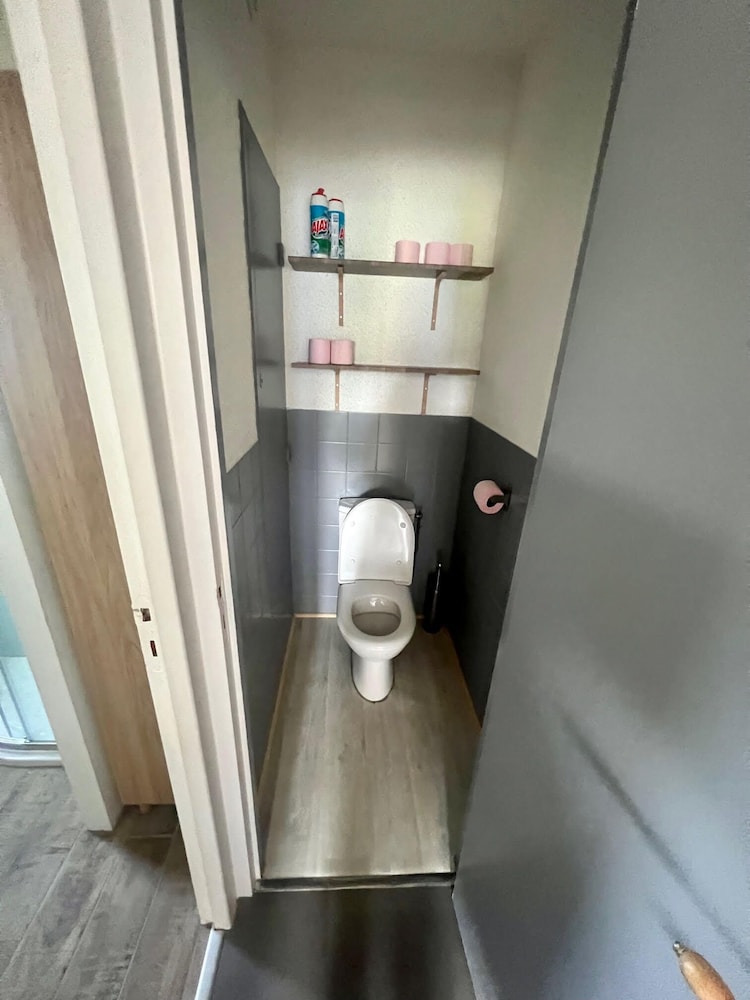 Apartment photo 2