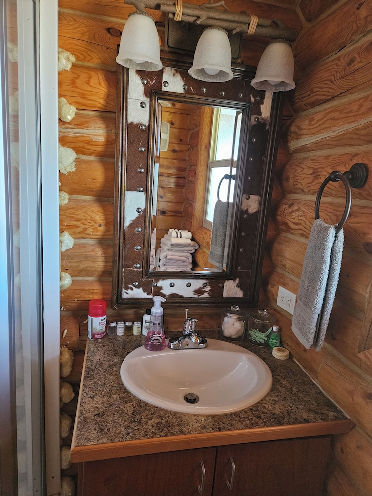 Cabin photo 2