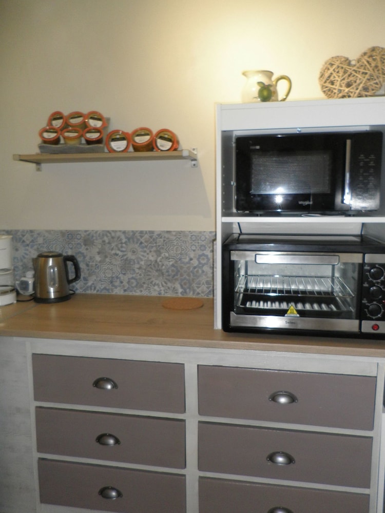 Comfort Suite, Private Bathroom (Siffait) photo 2