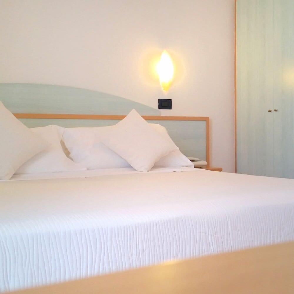 Superior Triple Room, Balcony, Sea View