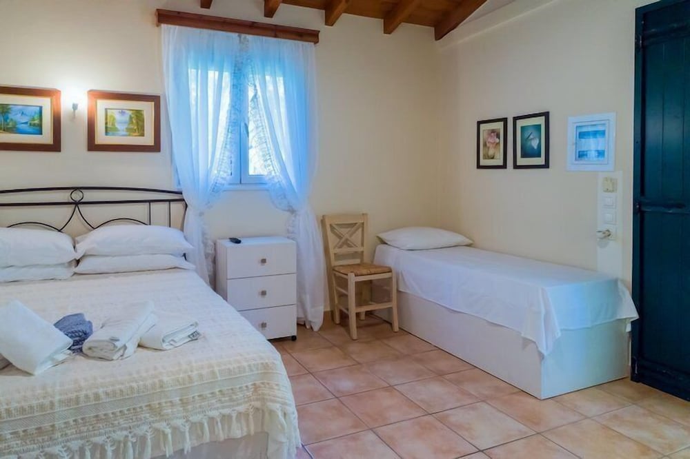 Traditional House (Private)