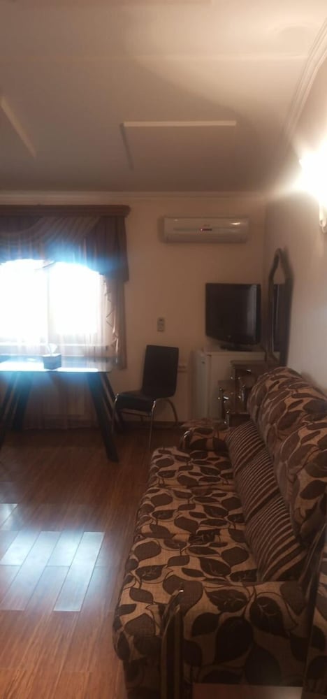 Deluxe Suite, Lake View