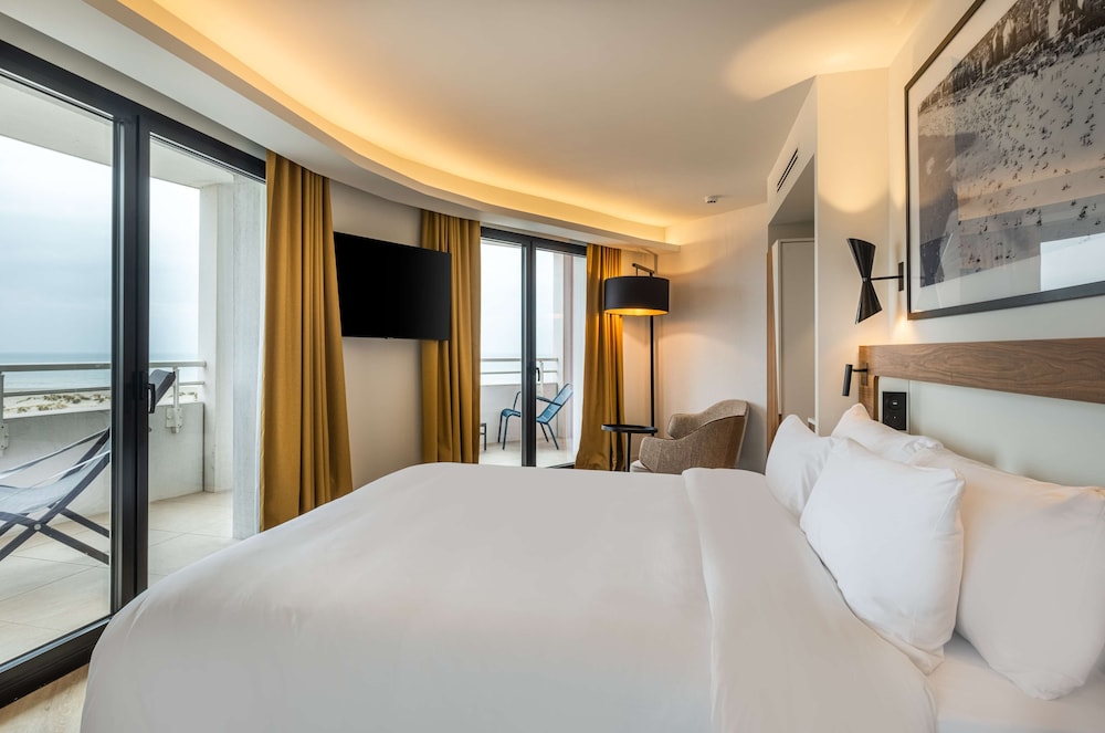 Junior Suite, Balcony, Sea View - Photo 4