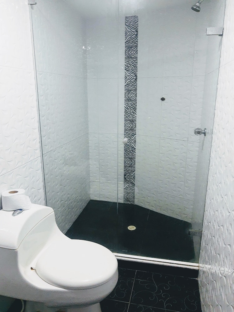 Family Studio, Multiple Beds, Lake View (12B) photo 3