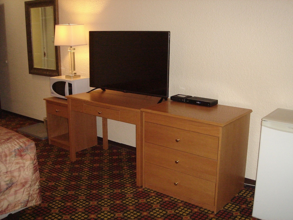 Standard Room, 2 Double Beds photo 1