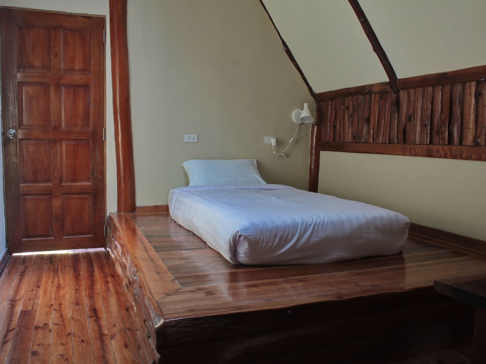 Traditional Single Room