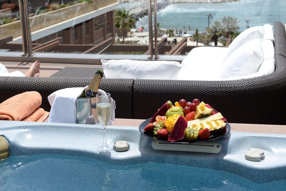 Junior Suite, Sea View (Deluxe) - Photo 18
