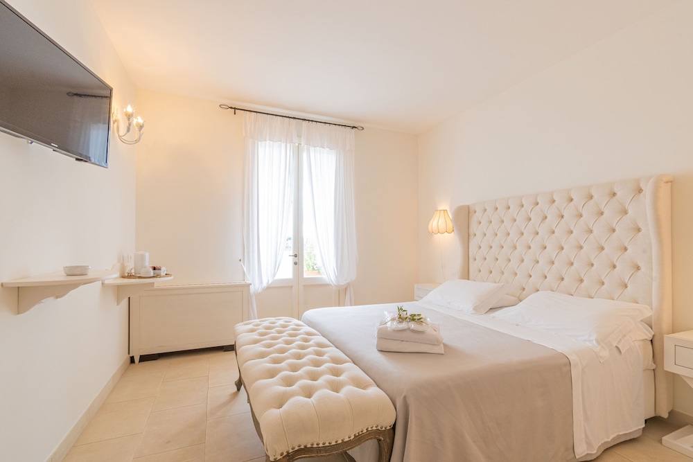 Double Room, Accessible - Photo 2