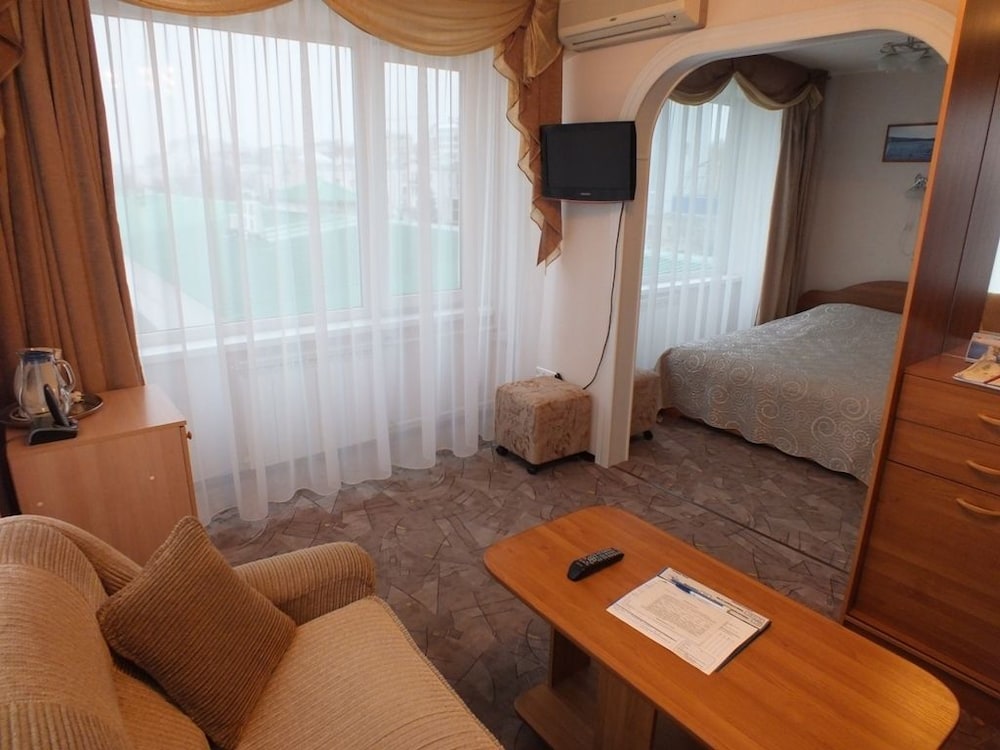 Business Room photo 2