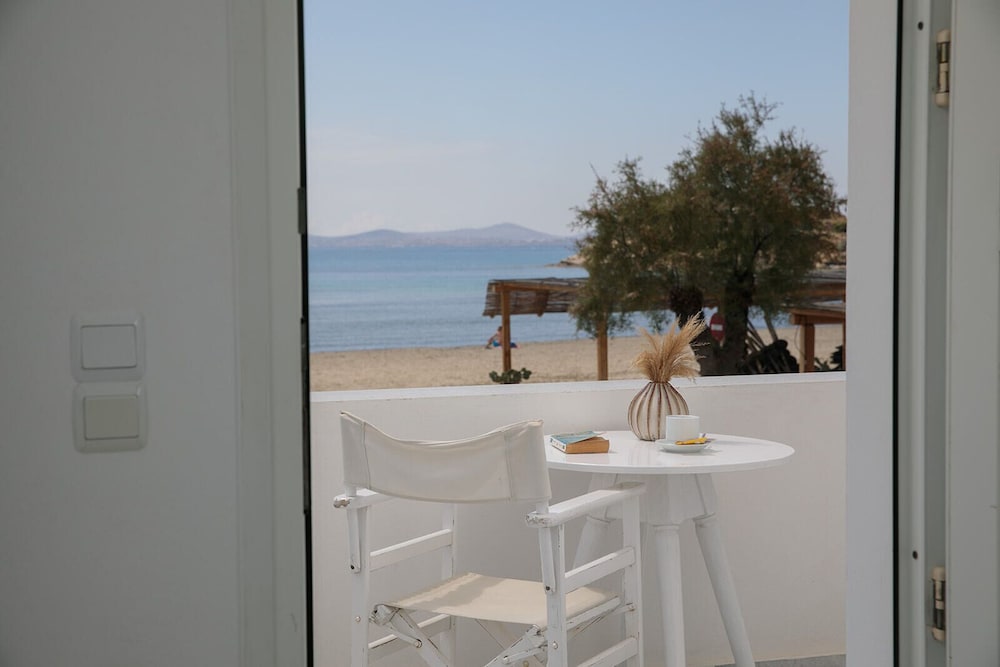 Standard Double Room, Sea View - Photo 11