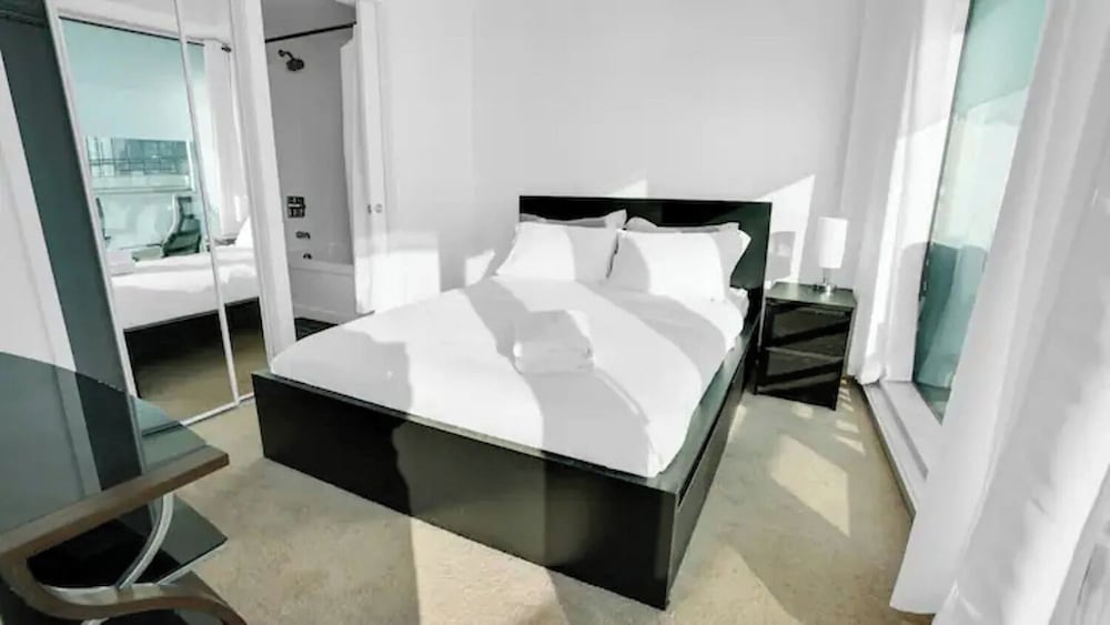 Premier Suite, City View