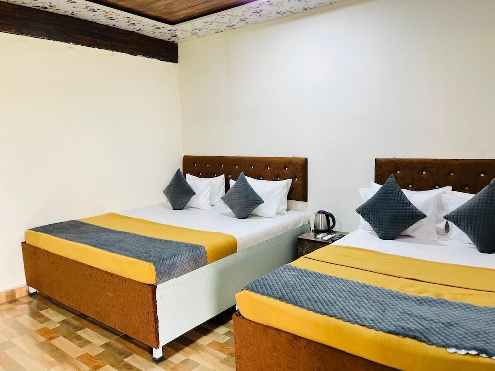 Deluxe Triple Room, Patio, Pool View