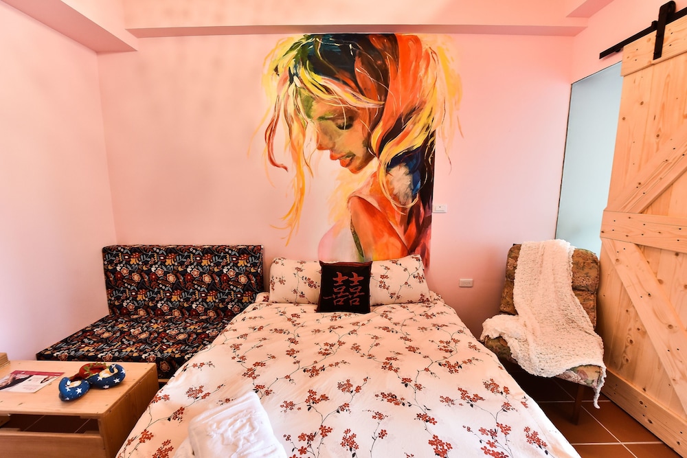 Standard Double Room (with balcony) photo 3
