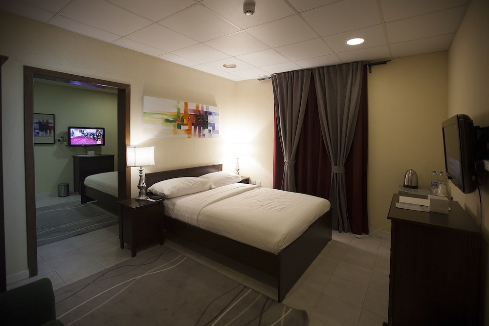 Family Room, 2 Bedrooms, Connecting Rooms
