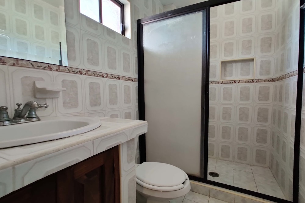 Standard Room - Photo 2