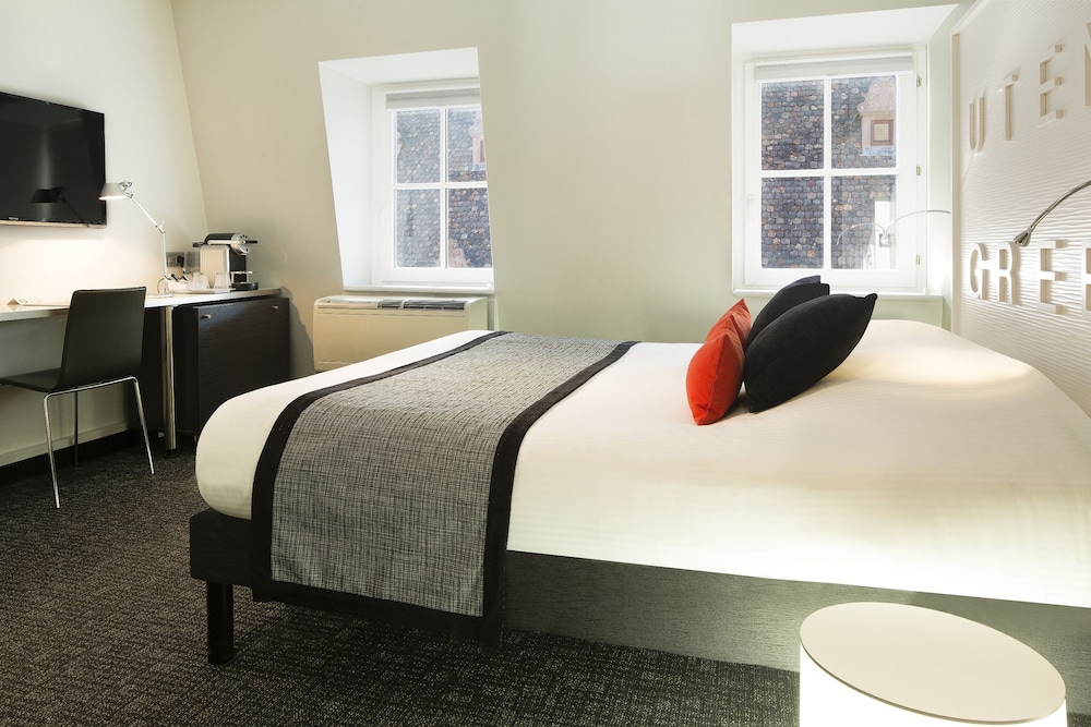 Standard Double Room - Photo 2