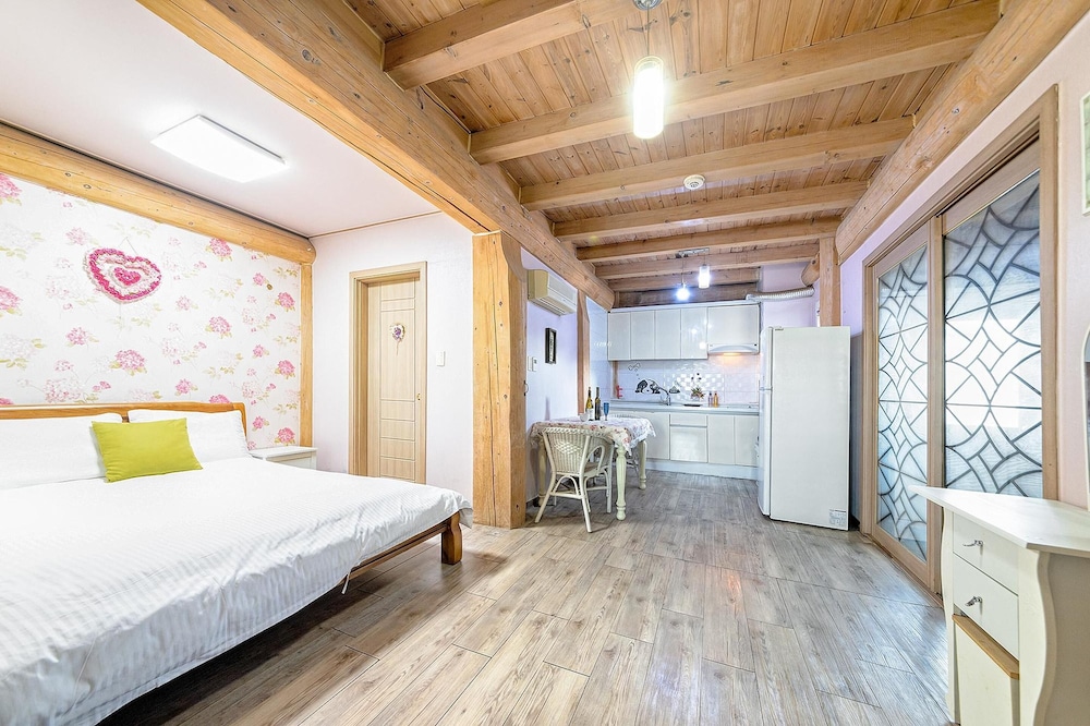 Basic Room, 1 Bedroom (Galina(Big Spa)) - Photo 1