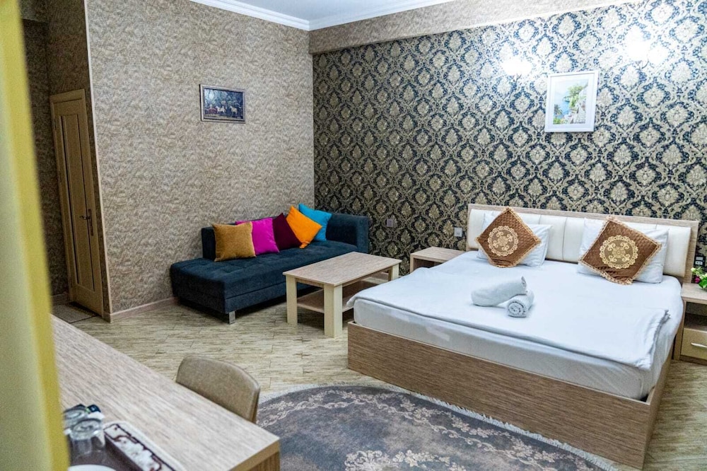 Comfort Quadruple Room, Pets Allowed, City View