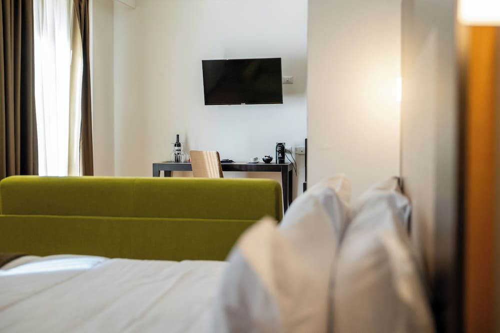 Executive Suite photo 3