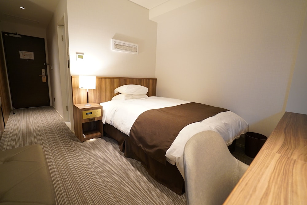 Deluxe Single Room, Smoking photo 3