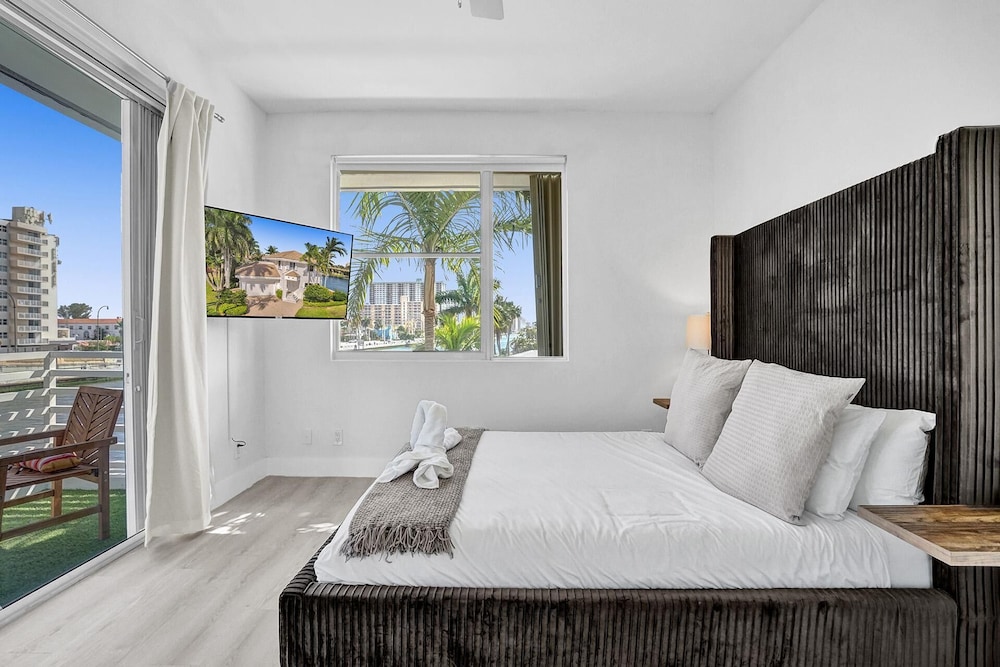 Deluxe House, 5 Bedrooms