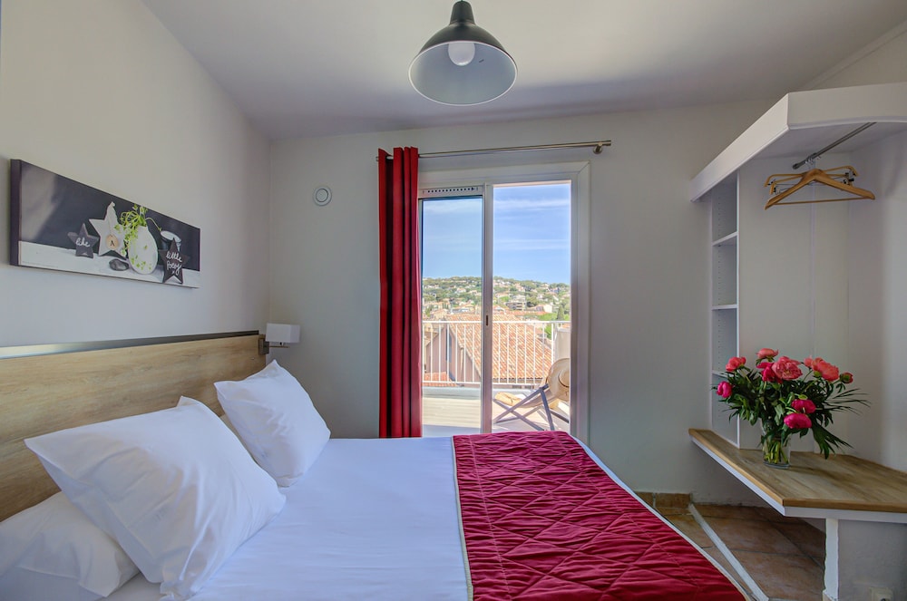 Superior Double Room photo 3