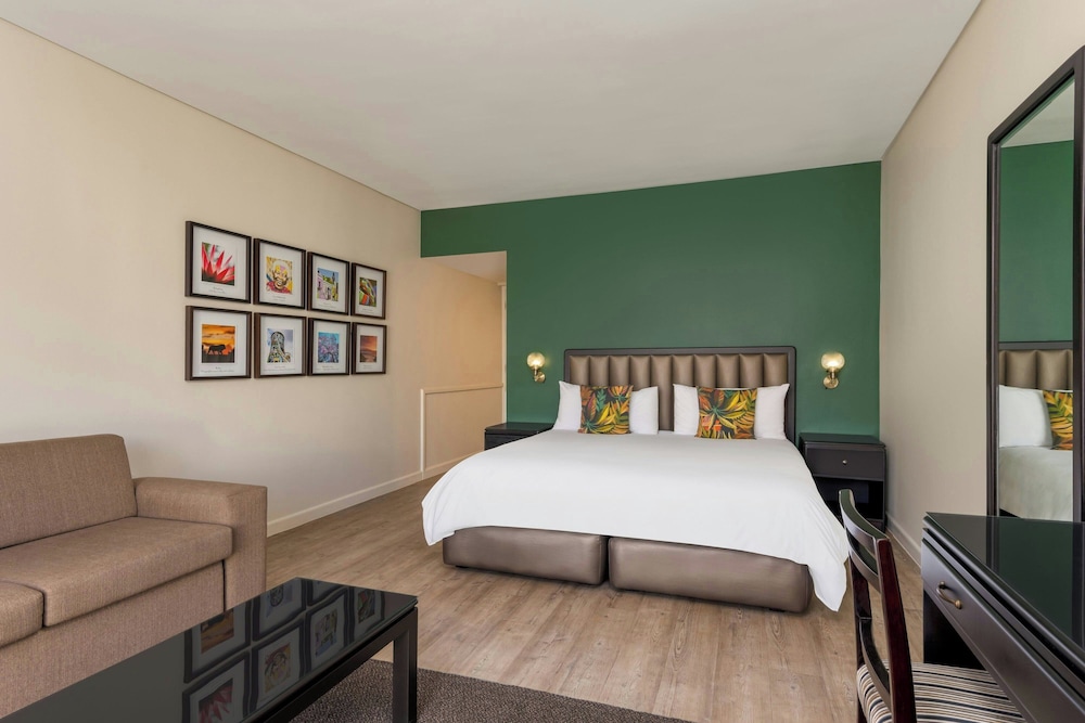 Classic Room, 1 King Bed - Photo 3