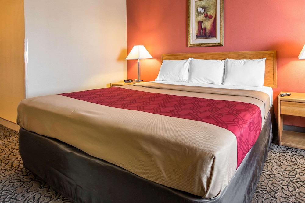 Standard Room, 1 Queen Bed, Non Smoking
