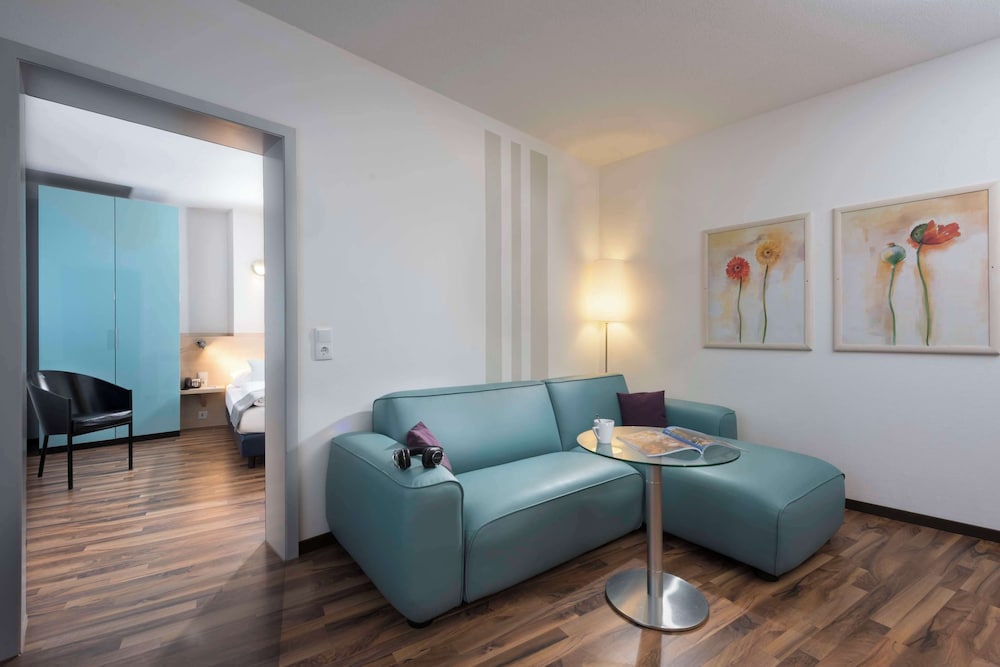 Suite, 1 King Bed (Shower Only;Cozy Sitting Corner)