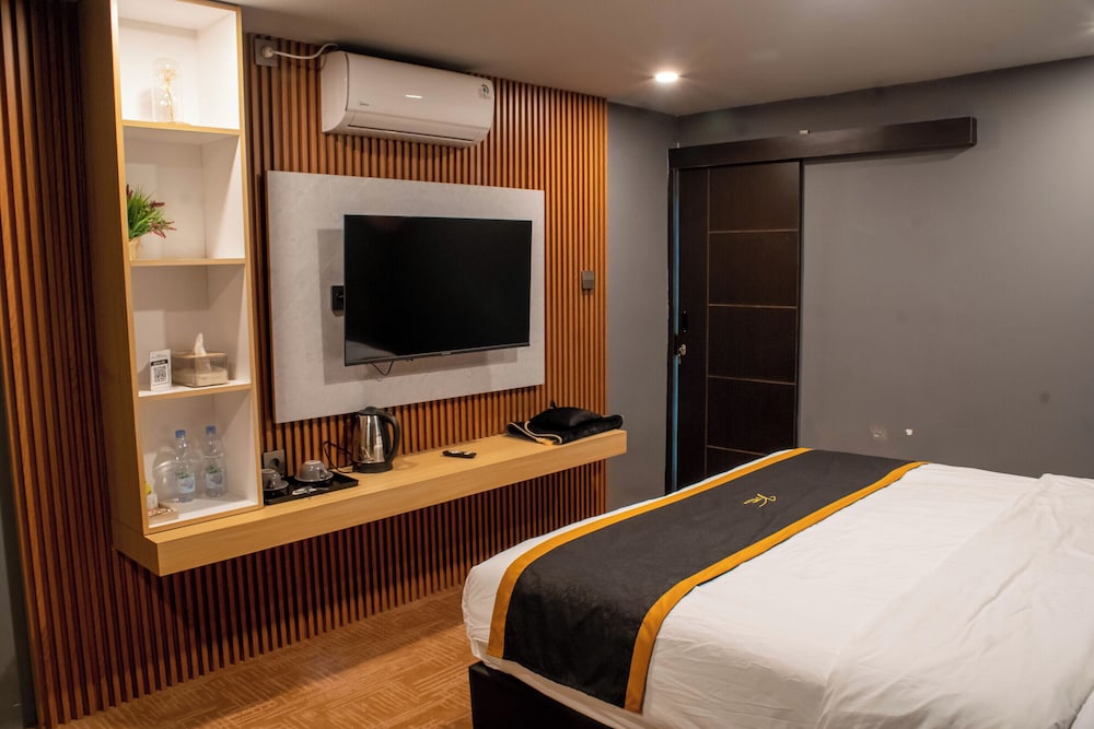 Superior Double Room, Balcony, River View