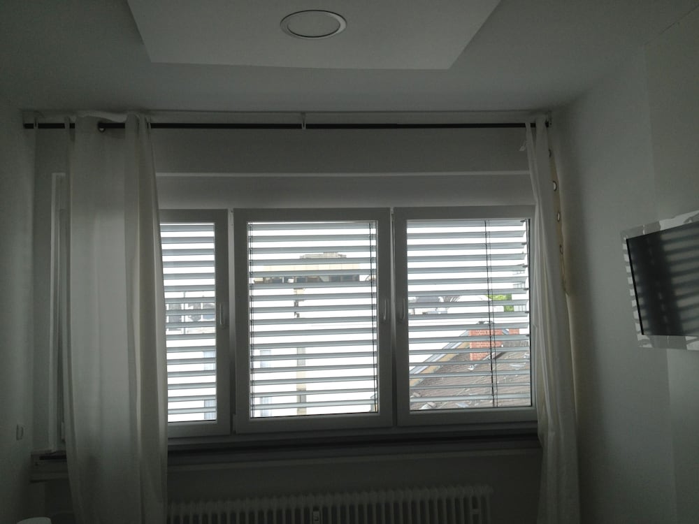 Double Room with shared toilet photo 3