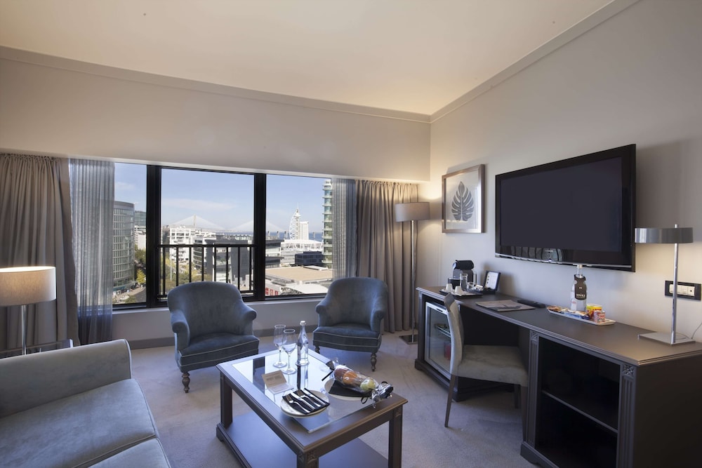Junior Suite (Extra Bed 4 adults) - Photo 6