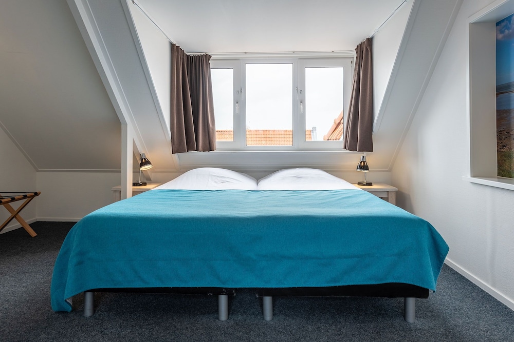 Standard Twin Room photo 1