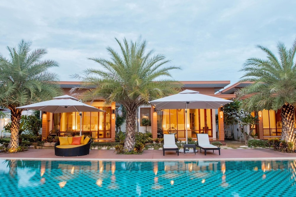 Villa, Bathtub, Pool View ( Number of bedroom for use base on number of guest to stay )