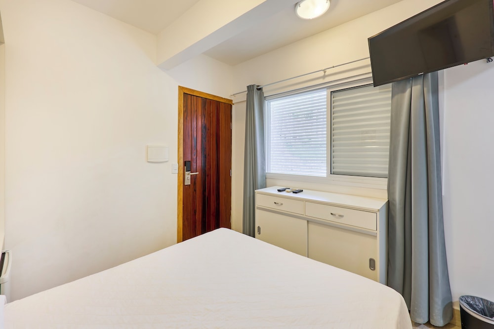 Economy Double Room, 1 Double Bed, Air conditioning, Ground Floor photo 3