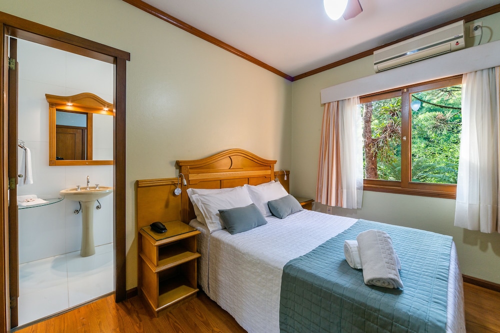 Standard Room photo 3