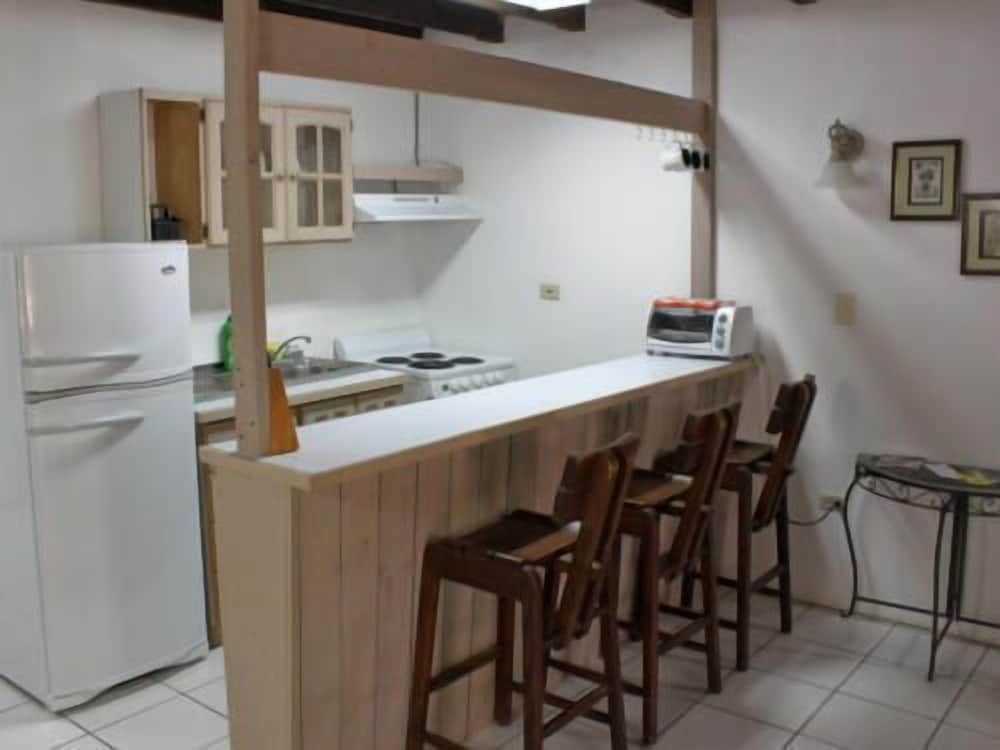 Apartment, 1 Bedroom, Kitchenette photo 2