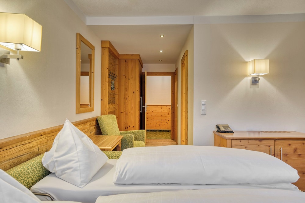 Family Suite, Balcony photo 3