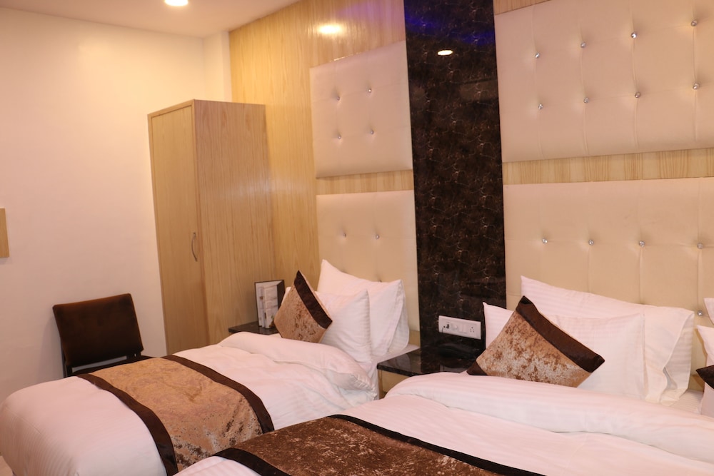 Deluxe Triple Room photo 3
