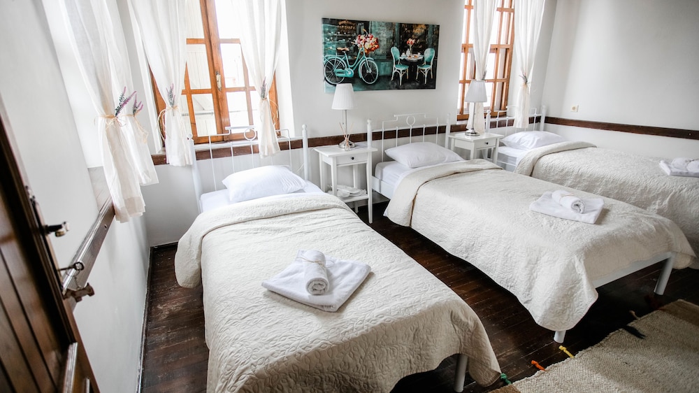 Comfort Triple Room