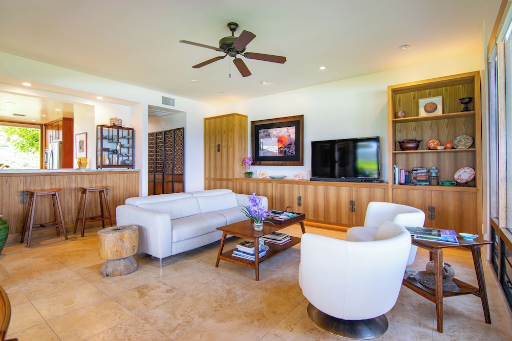 Villa, 1 Bedroom, 2 Bathrooms, Oceanfront (Bay 27G3 Gold) photo 2